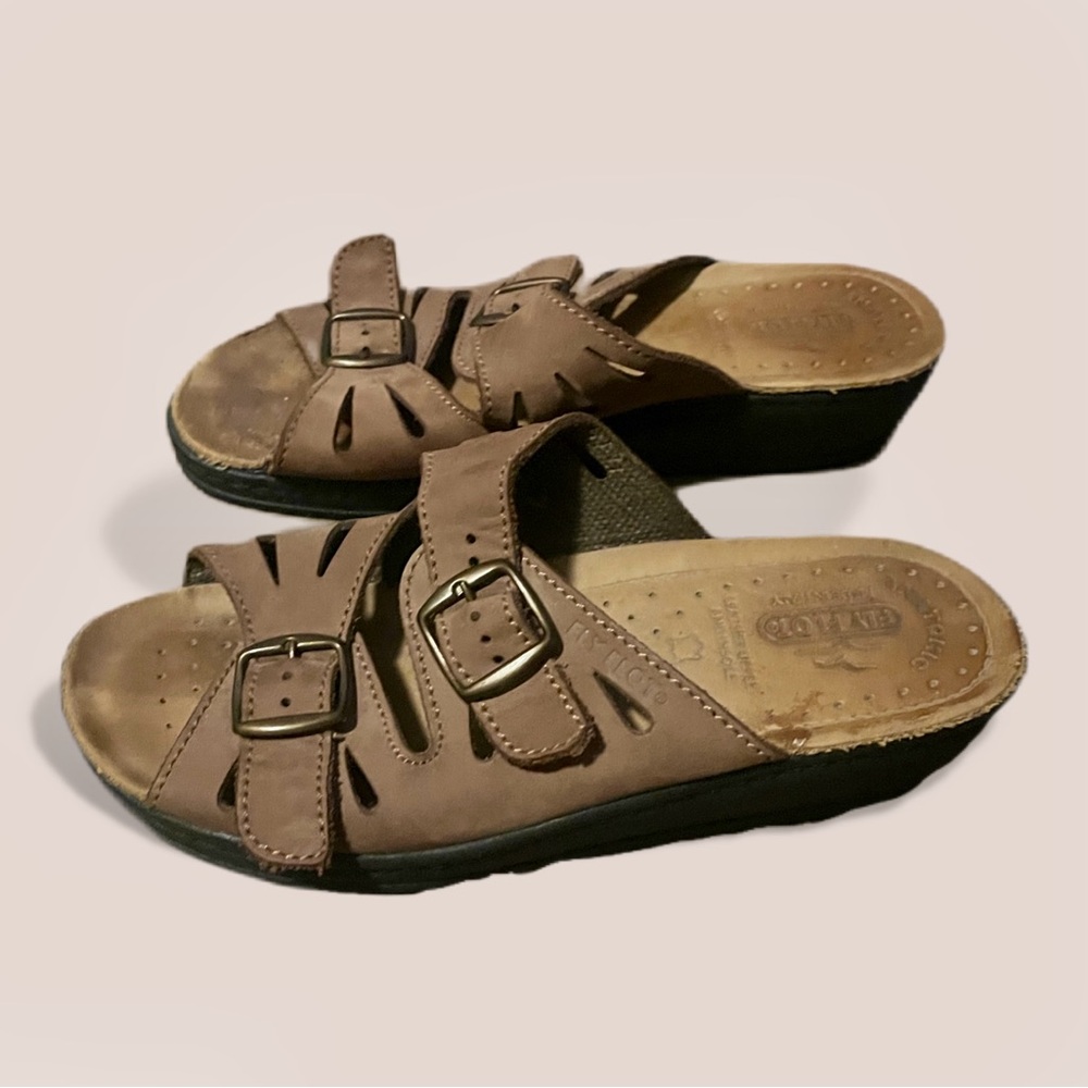 Fly Flot Anatomic Strap Slip-On Sandal Beige - Picture 4 of 9